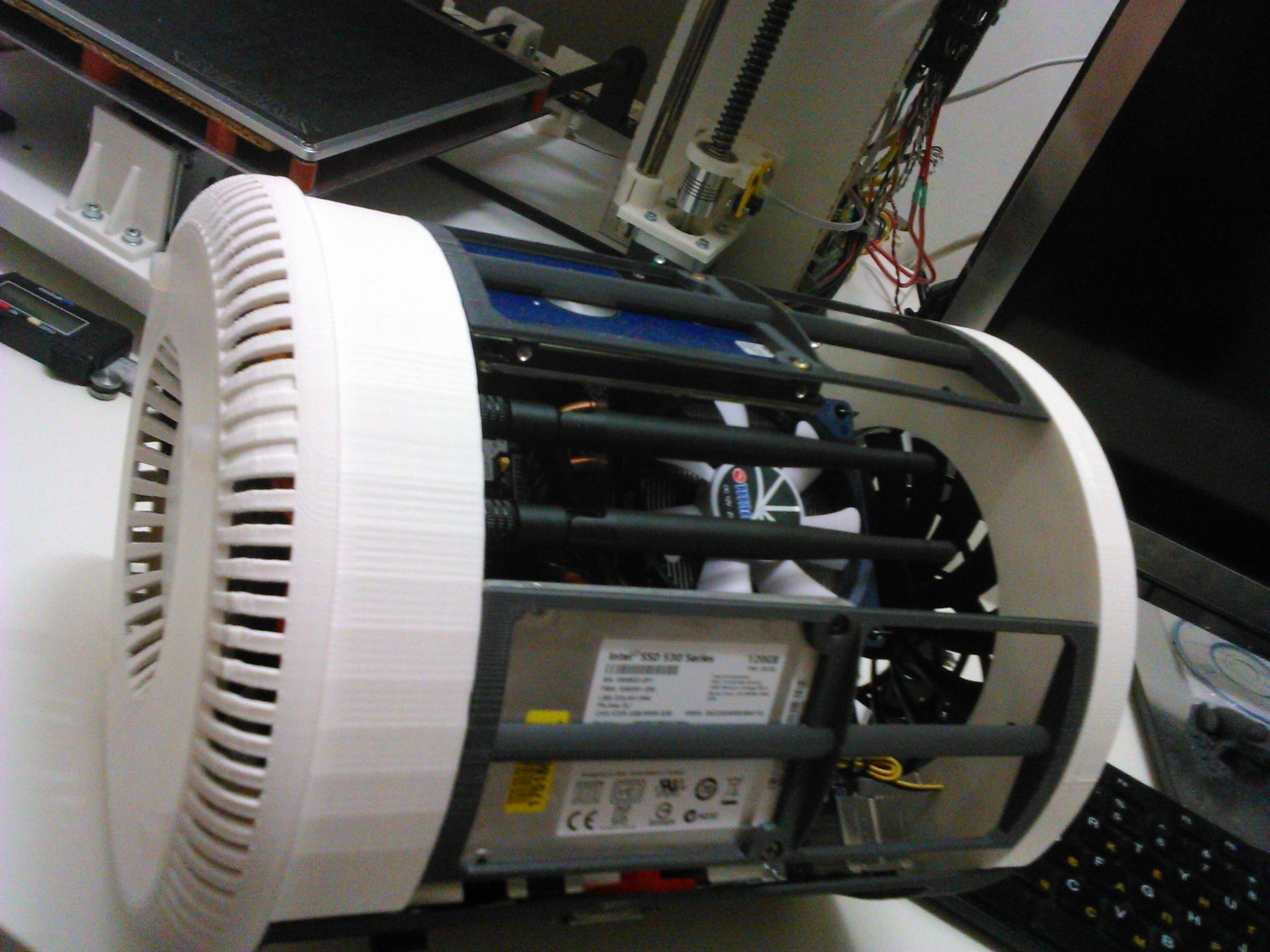 Full Printable ITX Case Mac Pro 2013 style 3D Model 3D printable STL