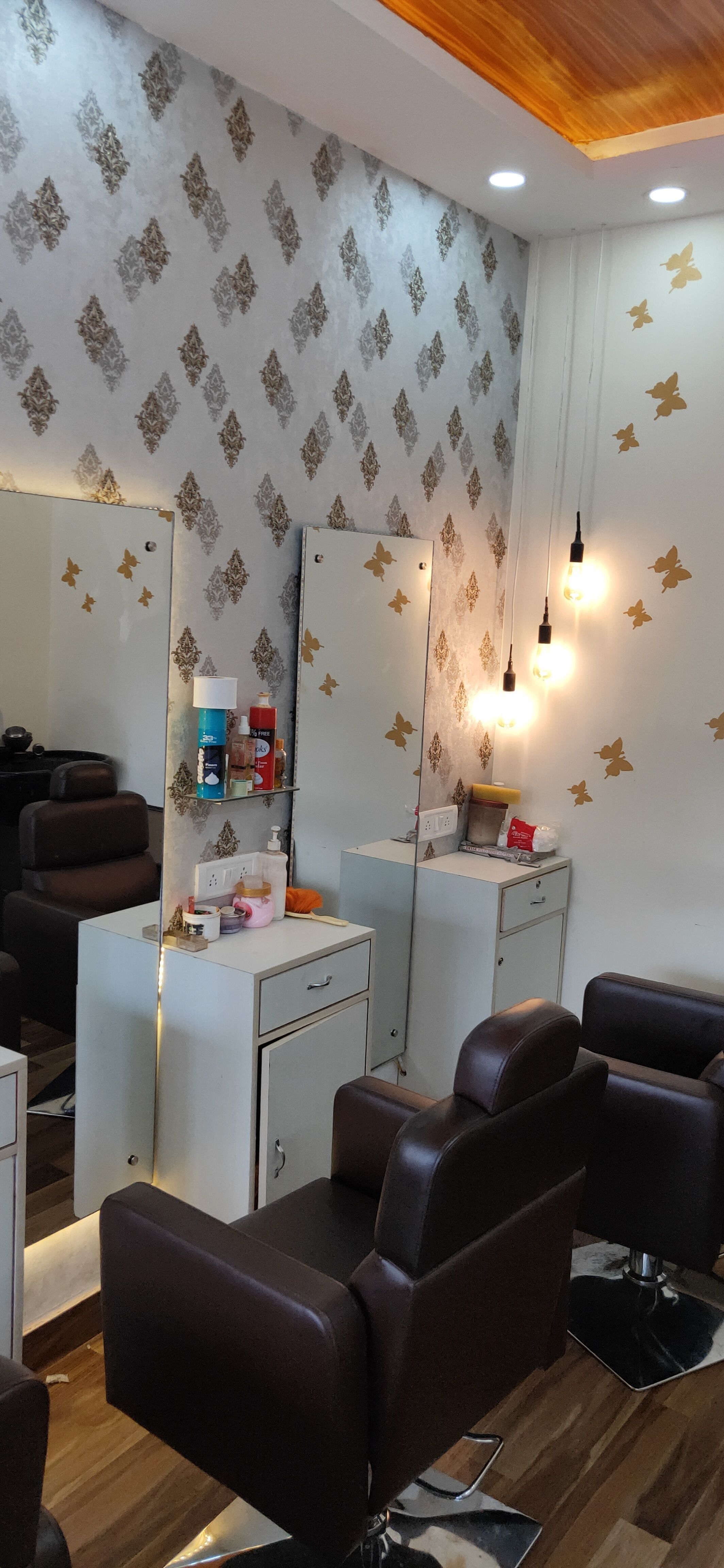 Barber Shop or Salon Shop Interior 01 3D model