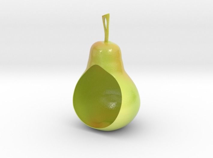 Pear birdfeeder