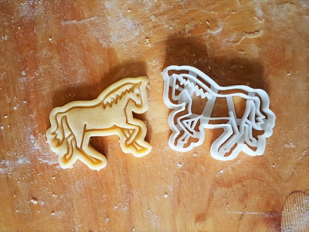Horse cookie cutter