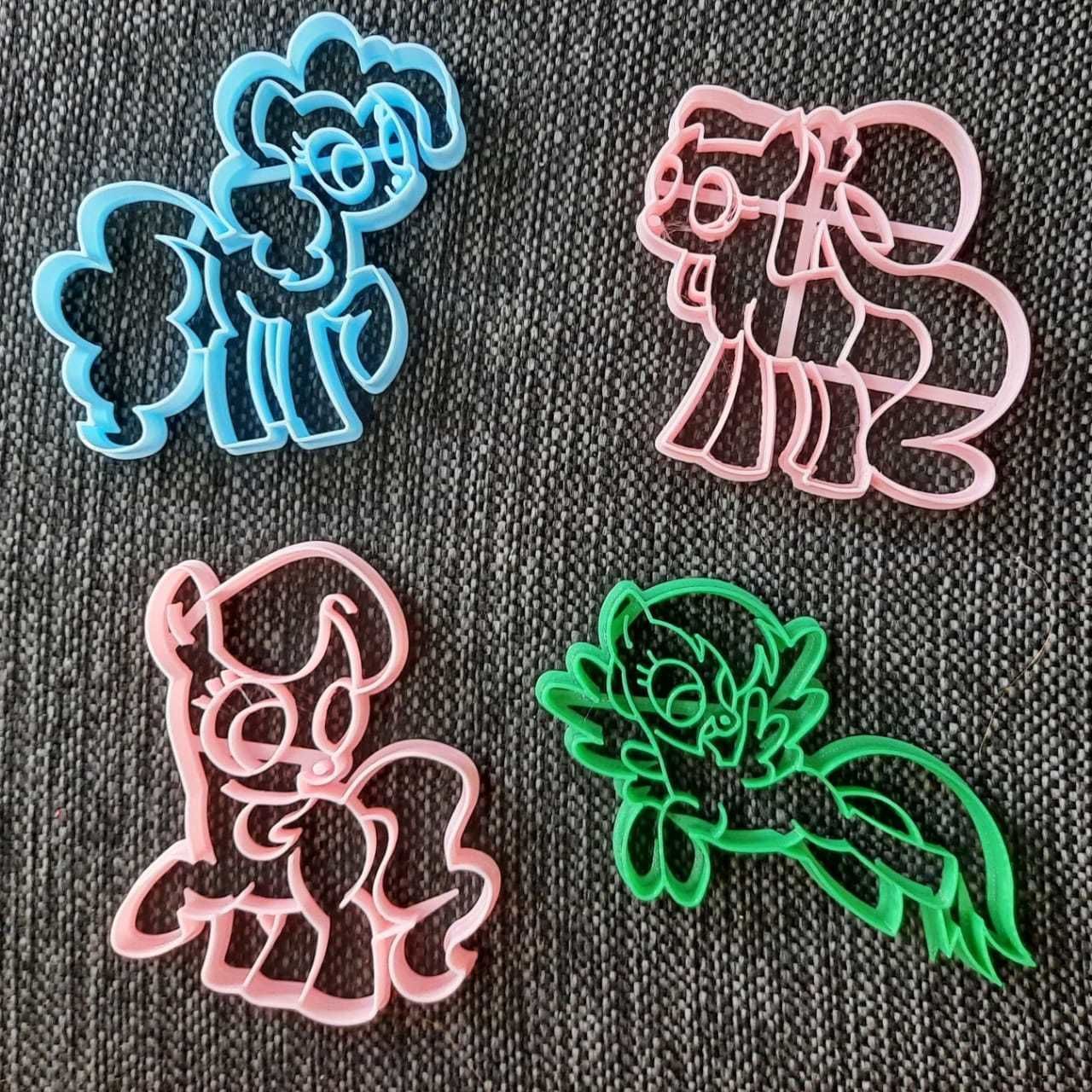 Pony x 4 Cookie Cutter
