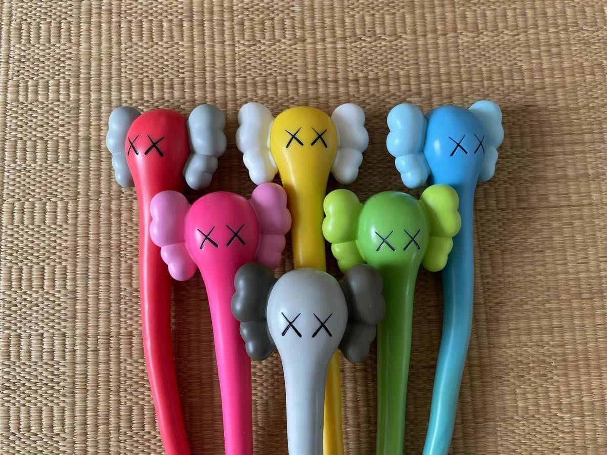 kaws bendy colette garcons 未開封品