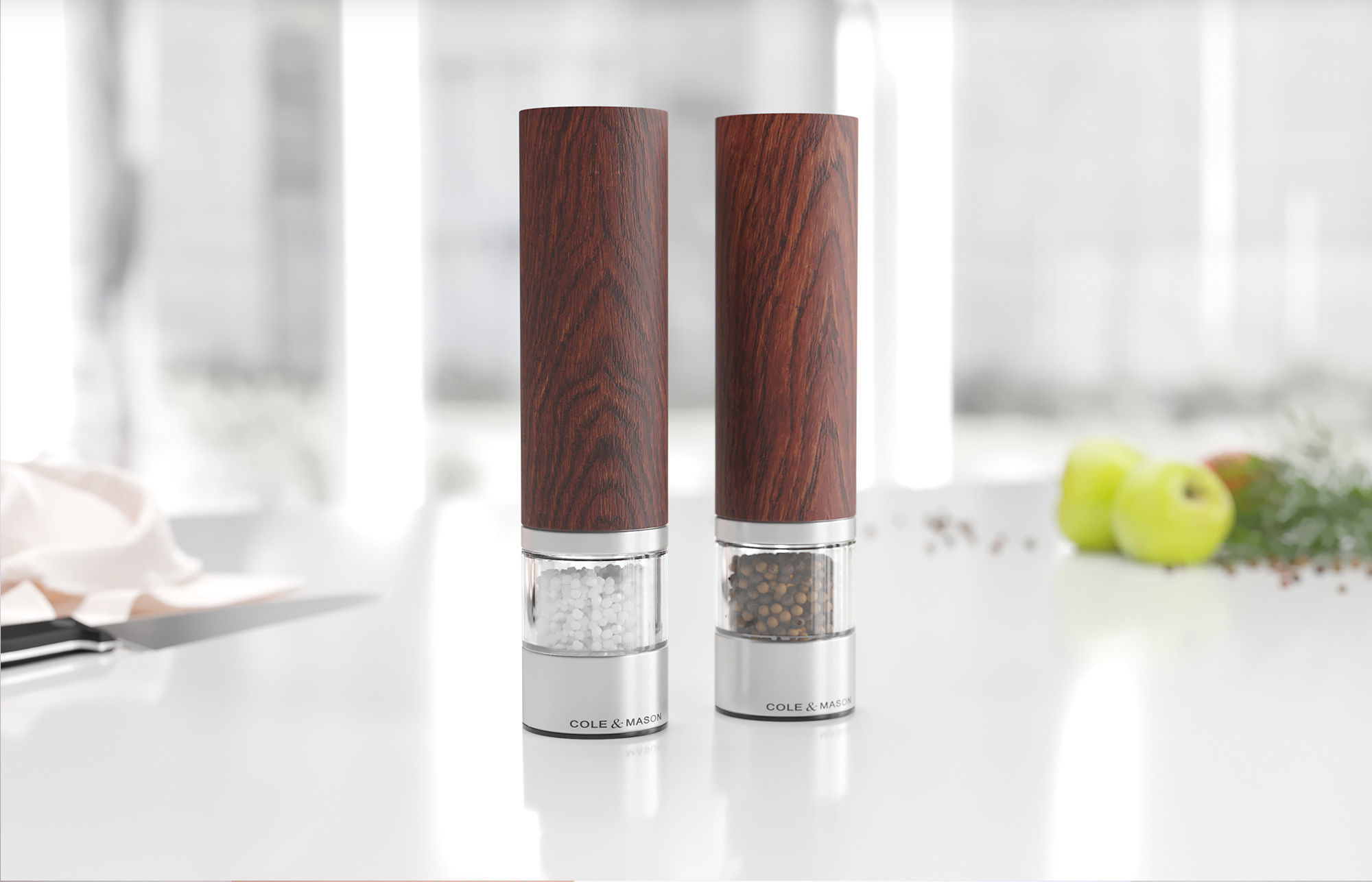 Pepper and salt grinder with wood details