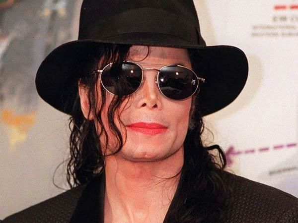 Michale Jackson Character Model with dress and hat